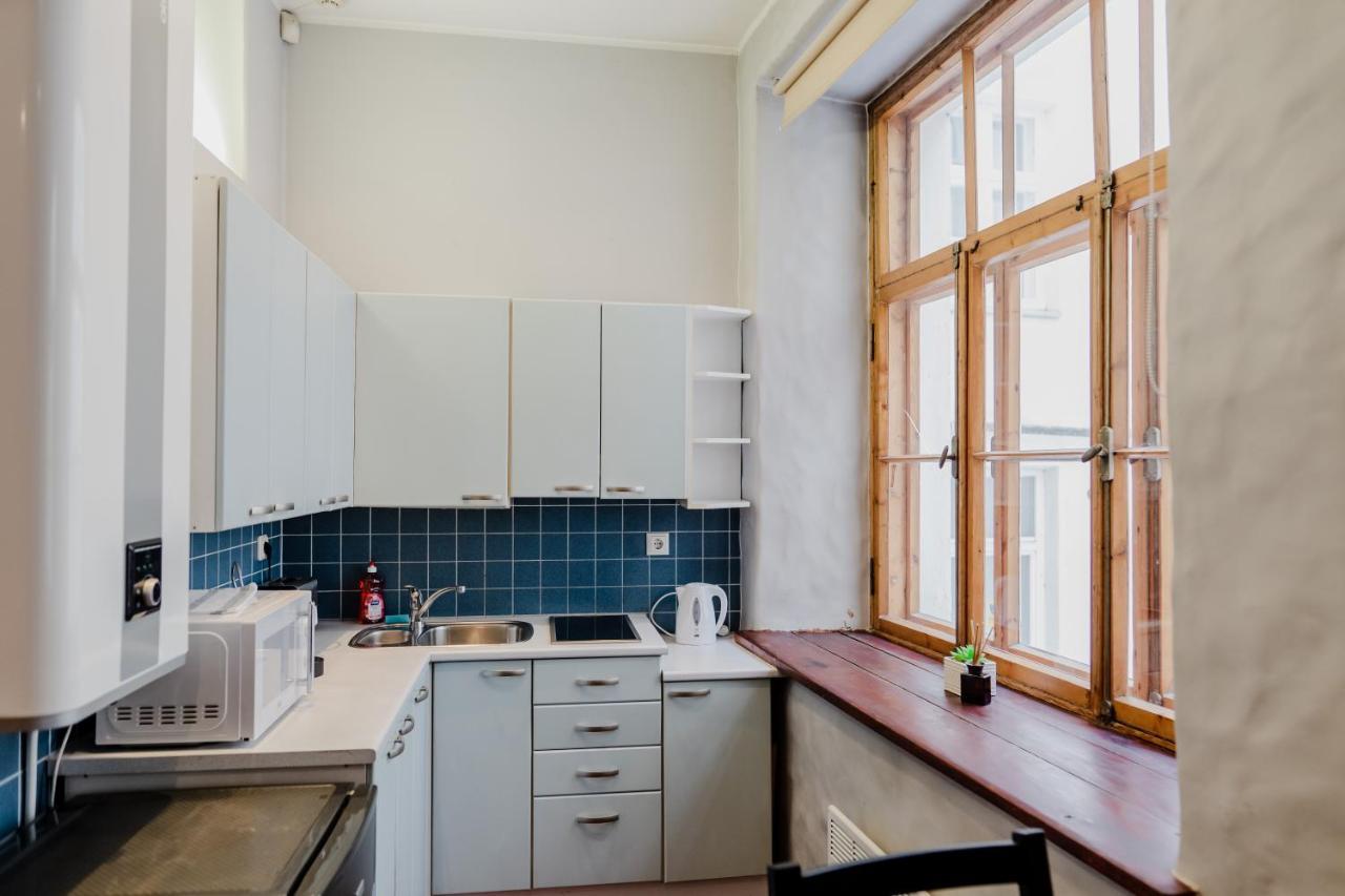 Dream Stay - Old Town City Wall Studio Apartment Tallinn Exterior photo